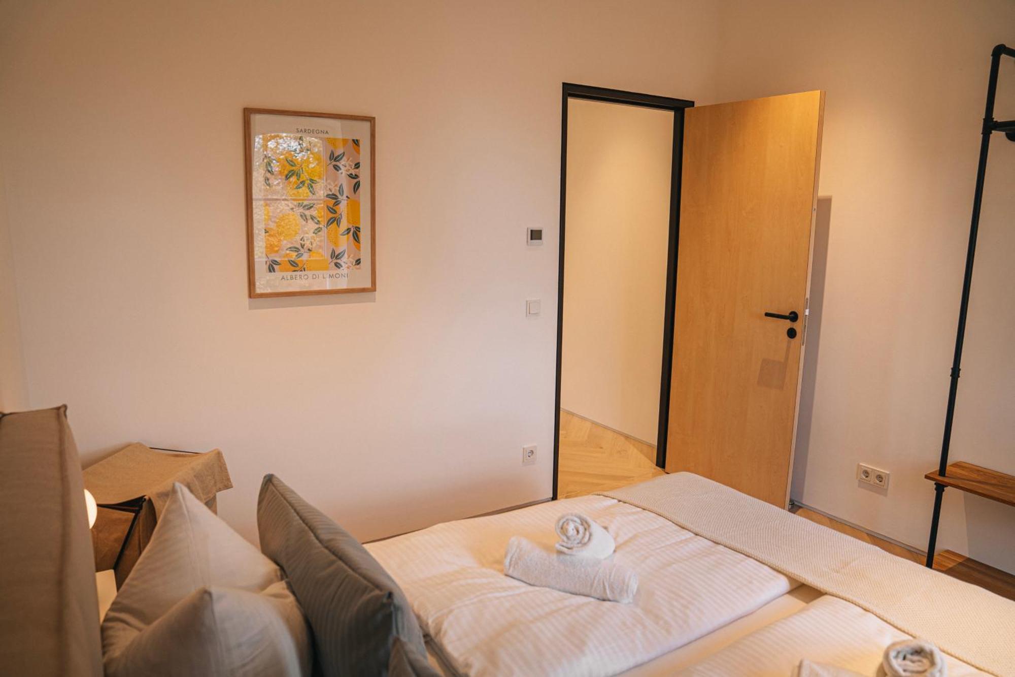 Rr - Penthouse - Luxe 105 Qm - Central - Wifi Magdeburg Eksteriør bilde