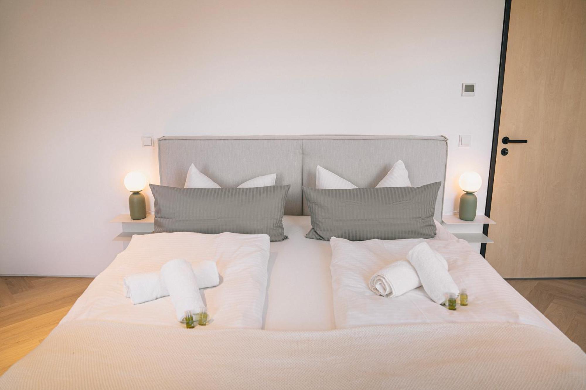 Rr - Penthouse - Luxe 105 Qm - Central - Wifi Magdeburg Eksteriør bilde