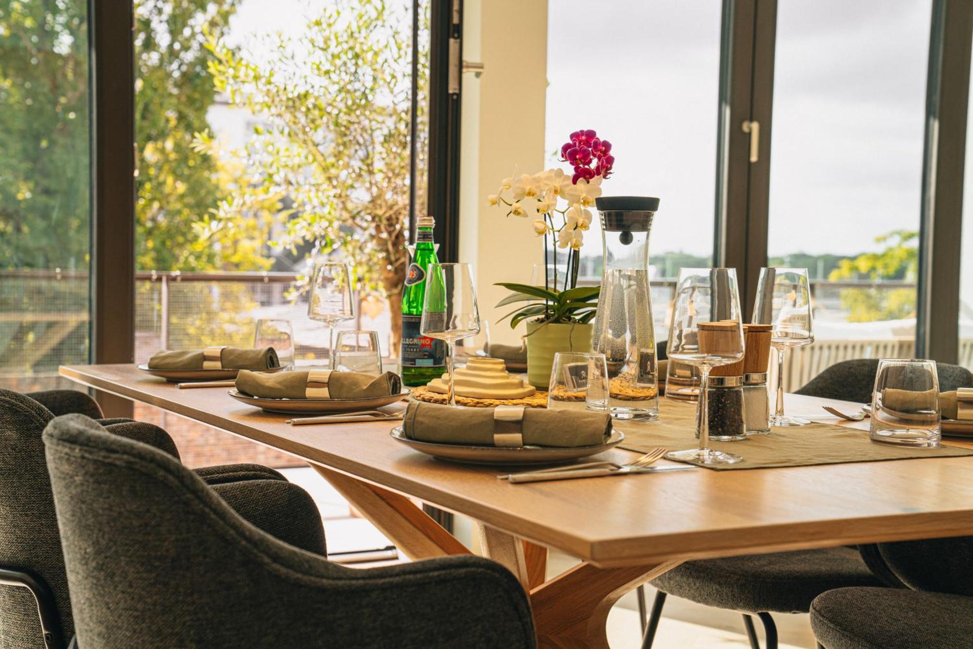 Rr - Penthouse - Luxe 105 Qm - Central - Wifi Magdeburg Eksteriør bilde